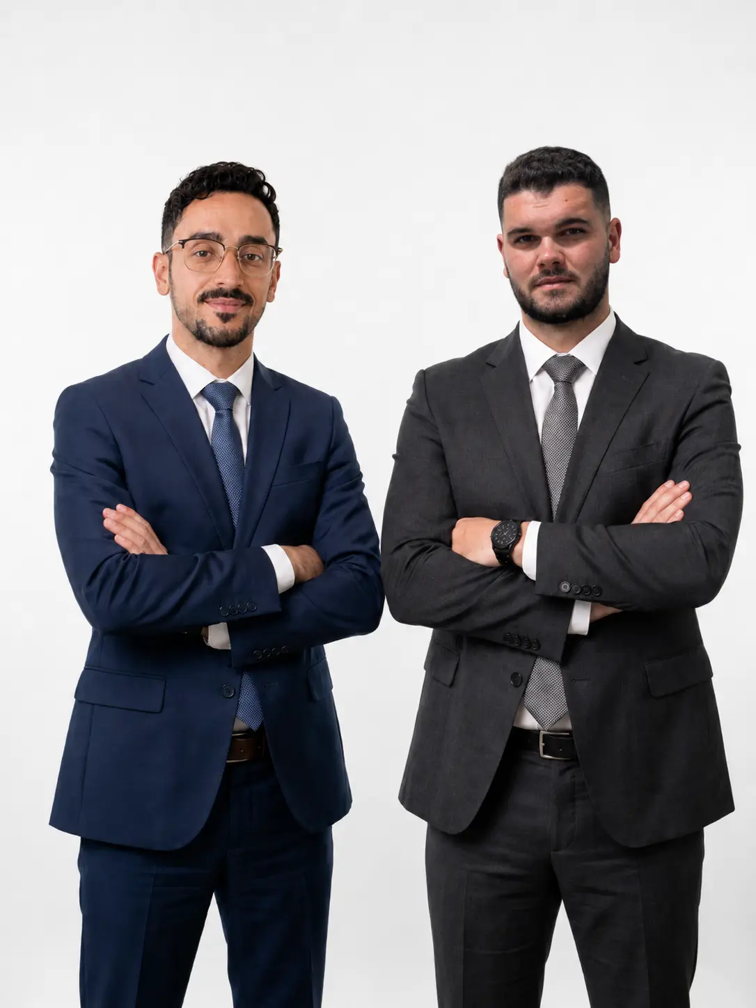 El equipo de MojIA trabajando en un proyecto de automatización